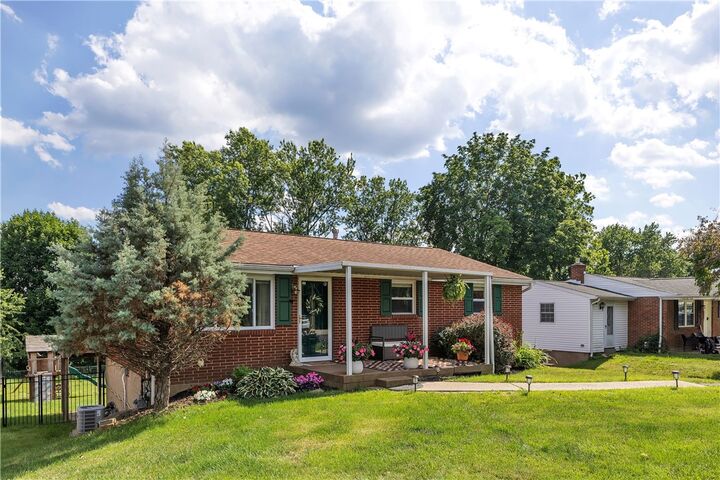 Property Photo:  212 Seanor Rd.  PA 15642 