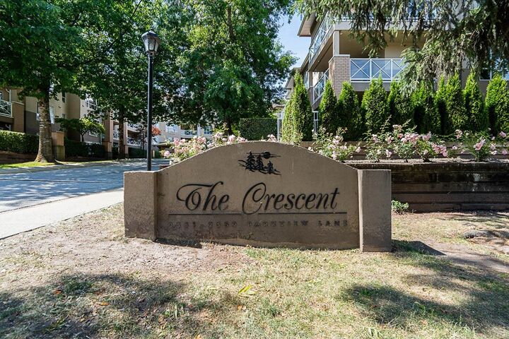 Property Photo:  2559 Parkview Lane 206  BC V3C 6M1 