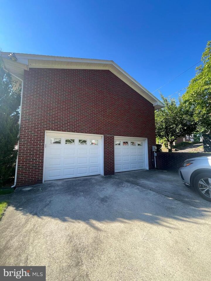 Property Photo:  119 Wilmont Avenue  MD 21502 