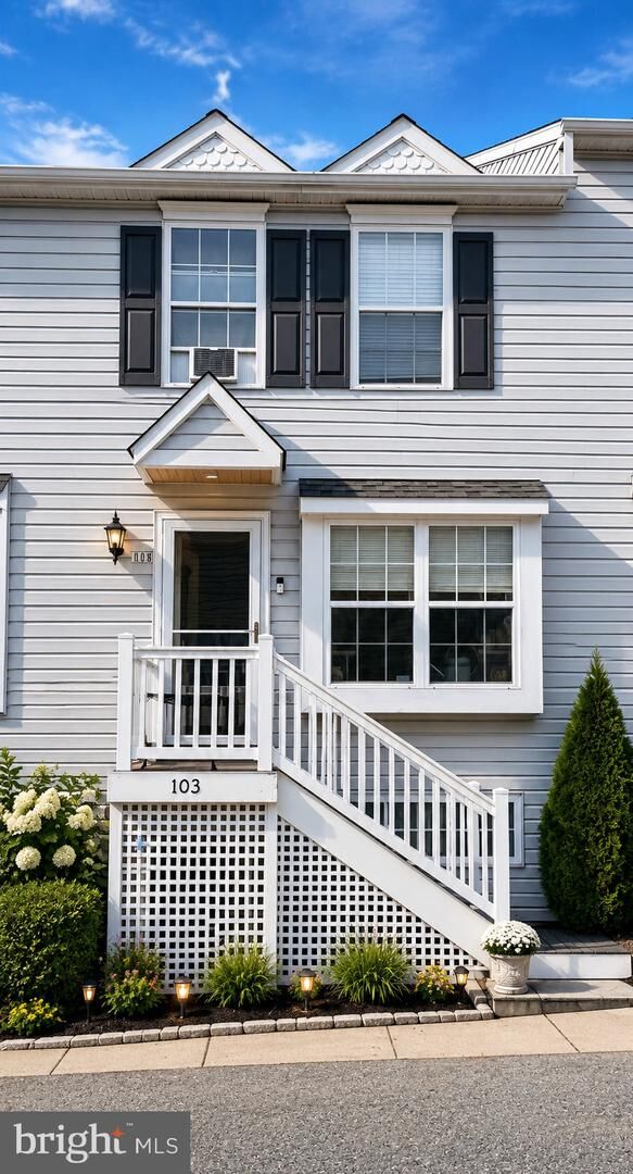 Property Photo: 103 Gateway Drive DE 19711