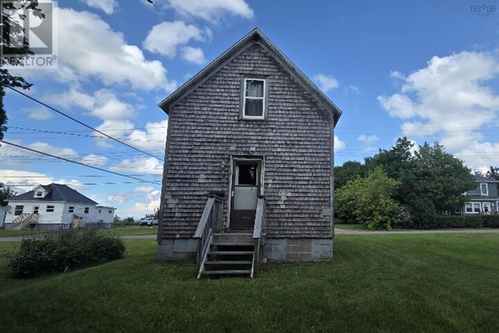 Property Photo:  8 Grey Street  NS B0M 1X0 