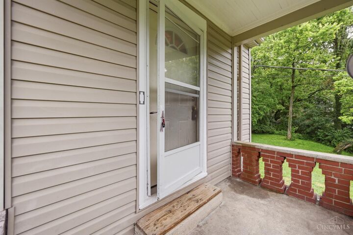 Property Photo:  2258 Margaret Street  OH 45214 