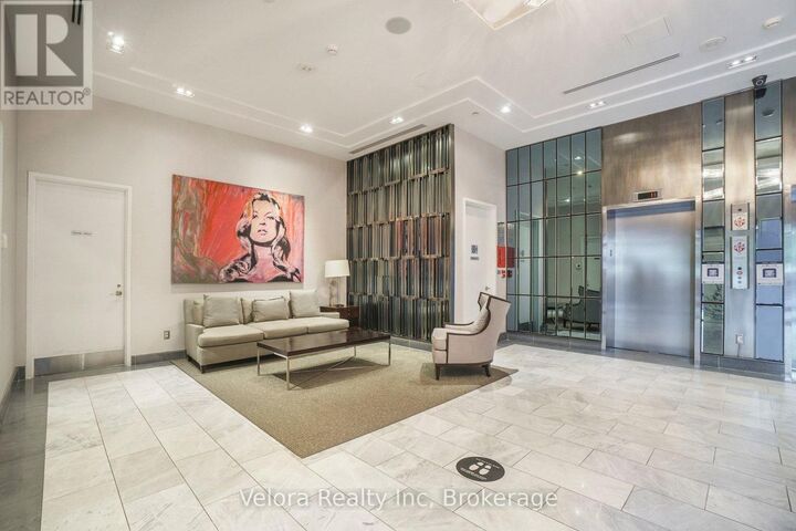 Property Photo:  300 Lisgar Street 1012  ON K2P 0E2 