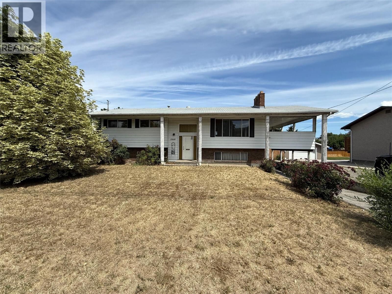 Property Photo:  2848 Springfield Road  BC  