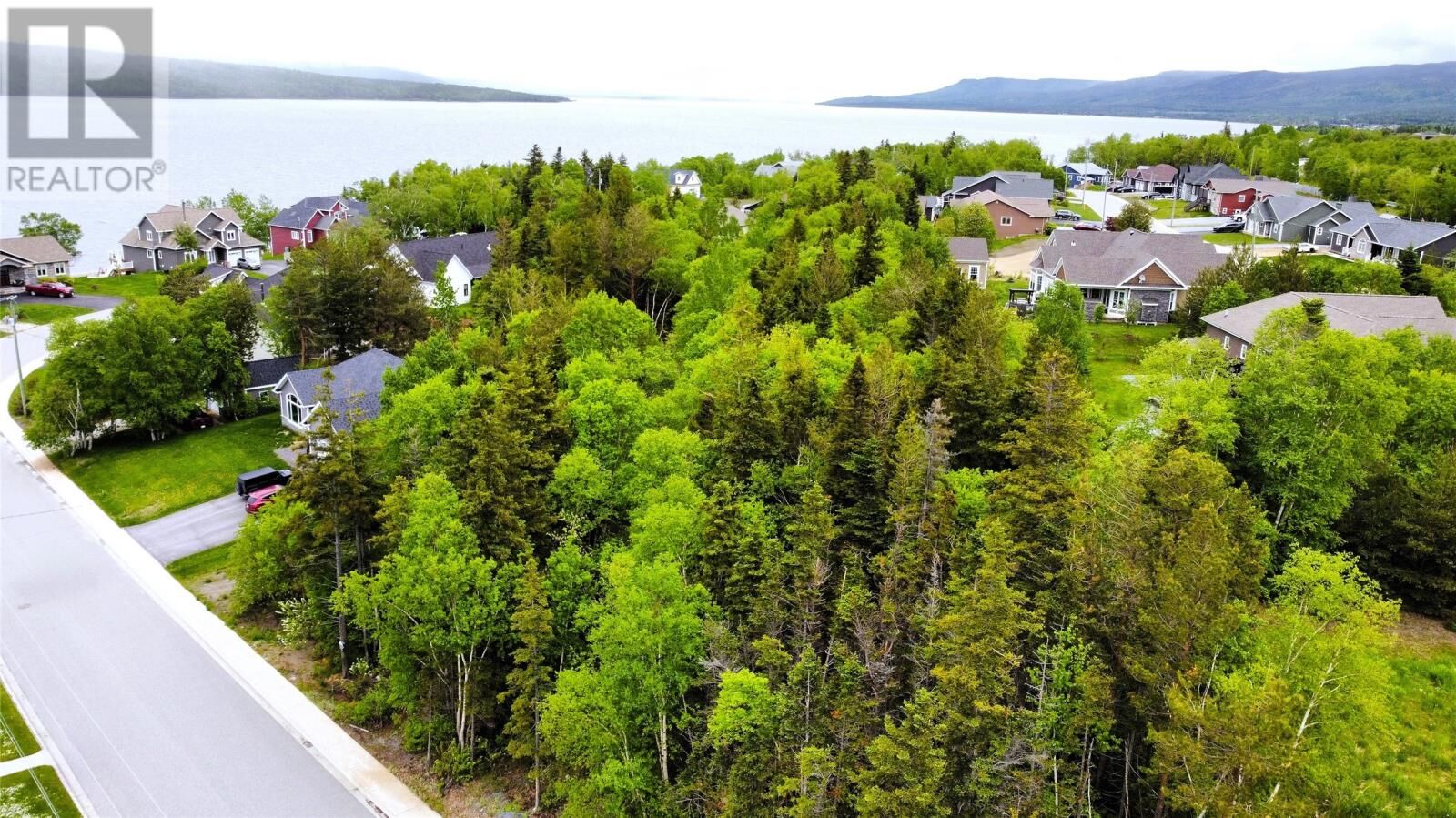 Property Photo:  23 Bowater Boulevard  NL A0L 1K0 
