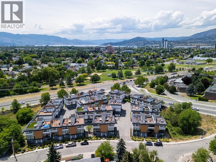 Property Photo: 1515 Highland Drive North 20 BC V1Y 0C9