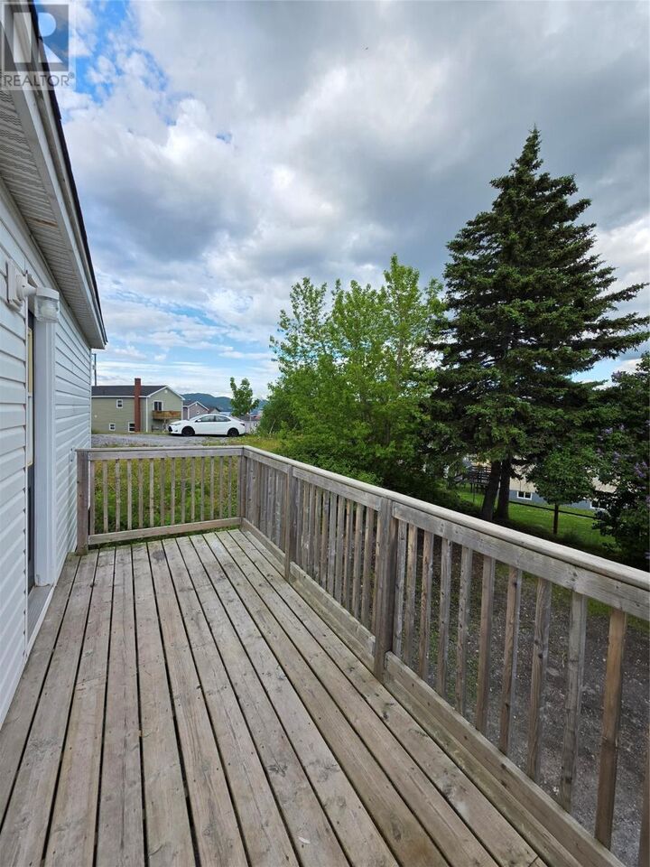 Property Photo:  1 East Avenue  NL A2H 5A4 