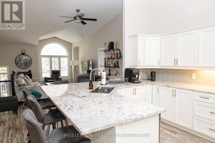 Property Photo: 6662 Alina Court ON L2H 0A7