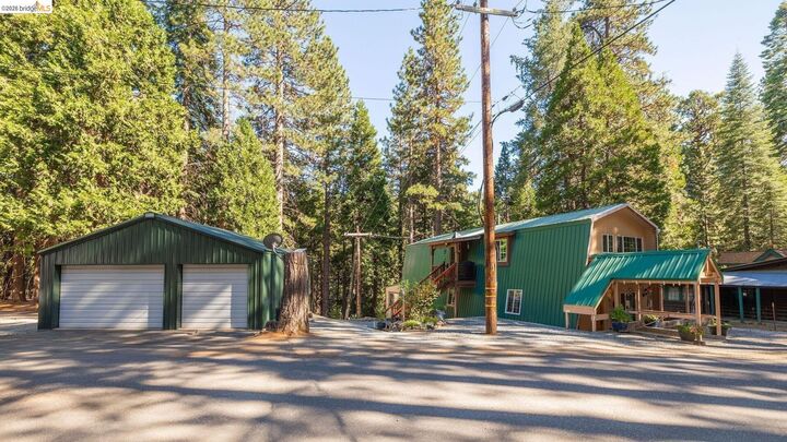 Property Photo: 26098 N Fork Rd CA 95335