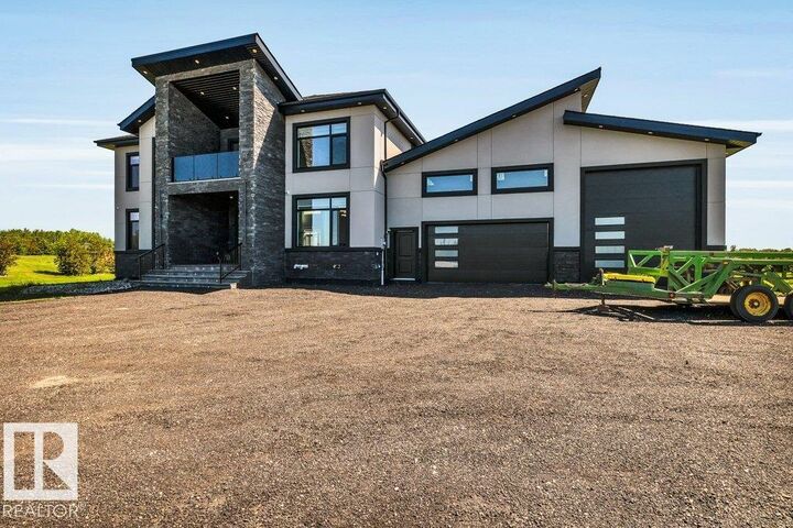 Property Photo: 50532 Range Road 234 50 AB T4X 0L7