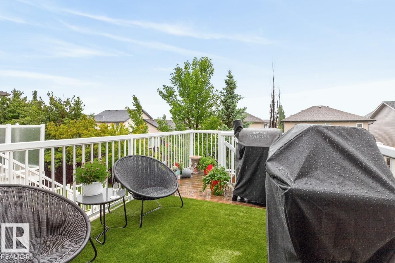 Property Photo:  82 Carlyle Crescent  AB T8H 2T8 