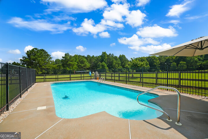 Property Photo: 188 Meadows Drive GA 30276
