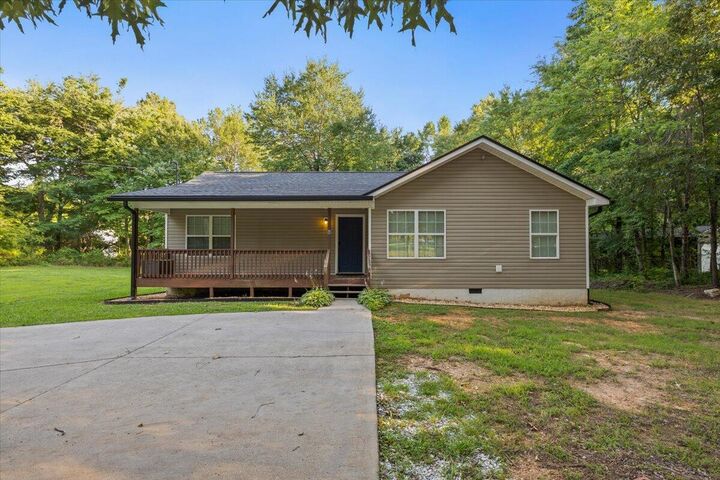 Property Photo:  975 Sagamore Drive  GA 30755 