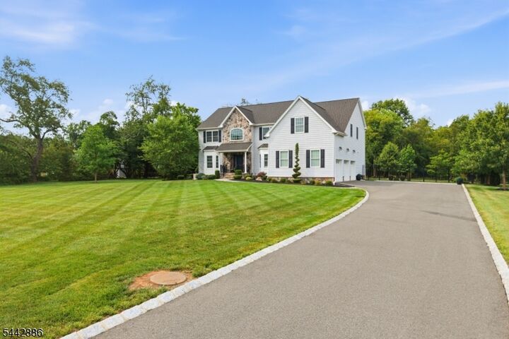 Property Photo:  284 Shelburne Pl  NJ 08844 