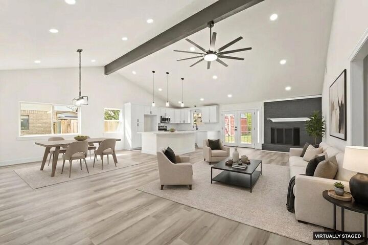Property Photo:  13102 Maxim Drive  TX 77065 