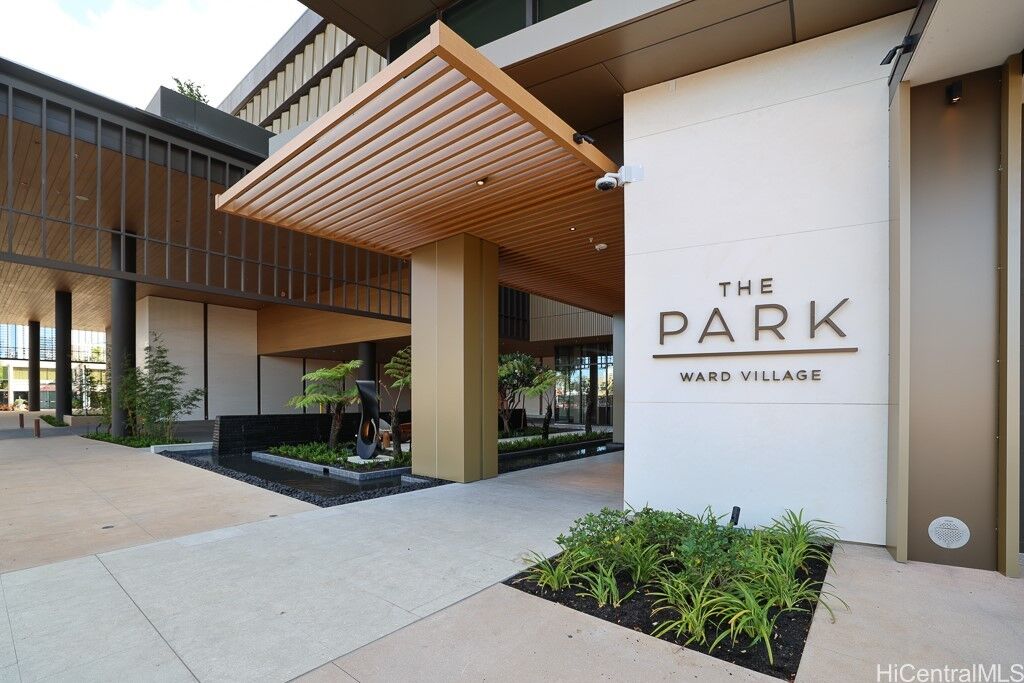 Property Photo:  333 Ward Avenue 1808  HI 96814 