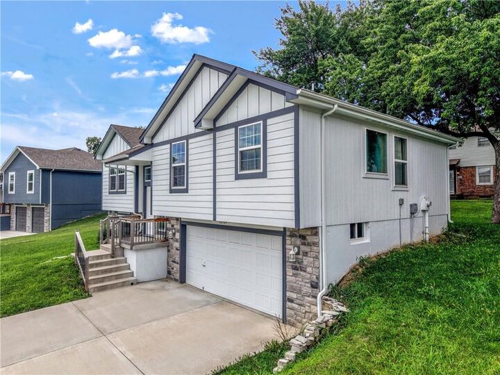 Property Photo:  12704 Applewood Drive  MO 64030 
