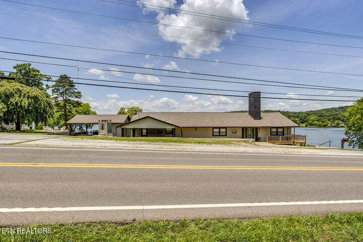 Property Photo:  1000 S Kentucky St  TN 37763 
