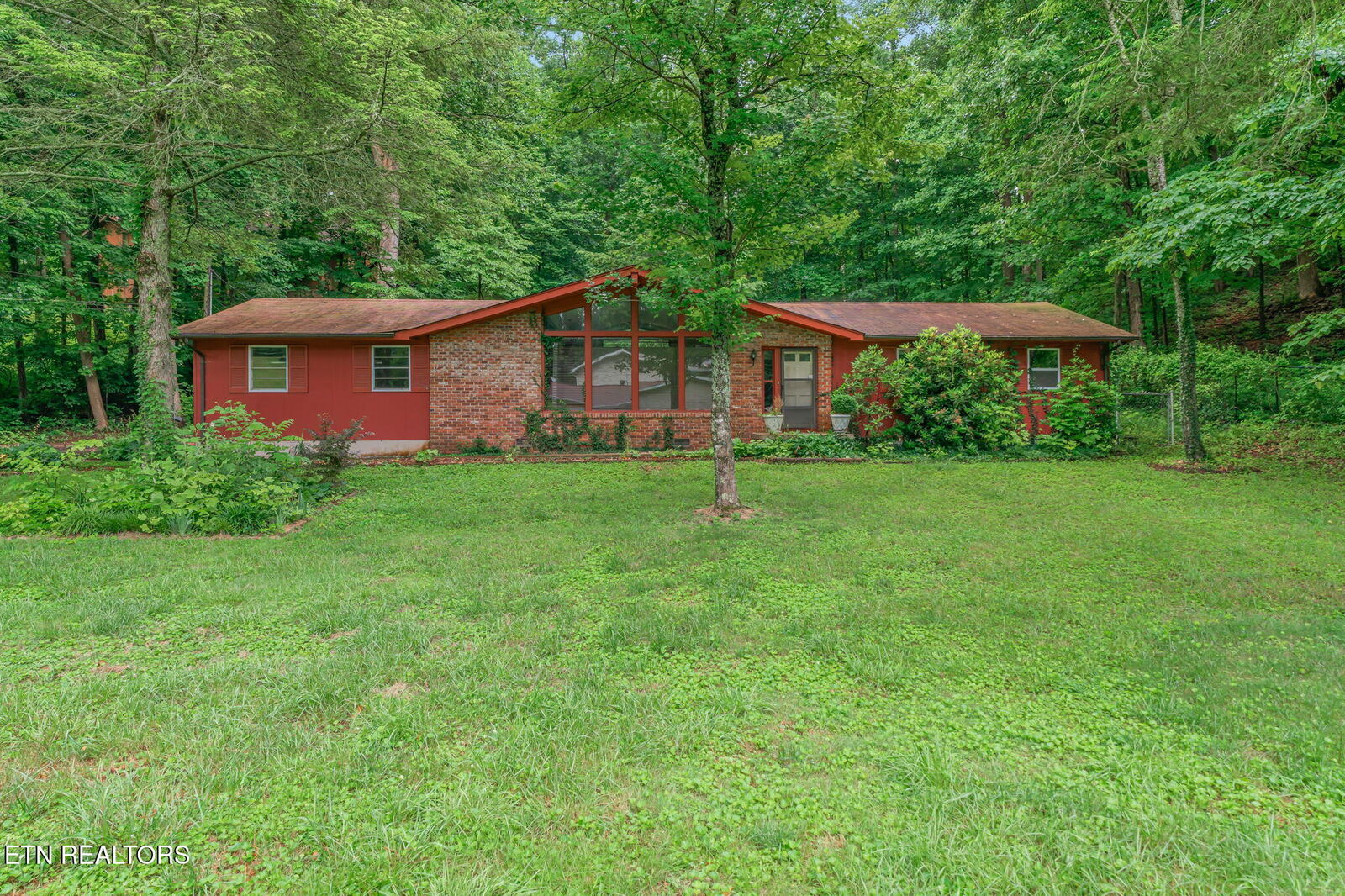 Property Photo:  1625 Arrow Wood Rd  TN 37919 