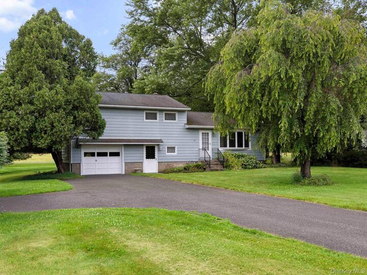 Property Photo:  240 Route 199  NY 12571 