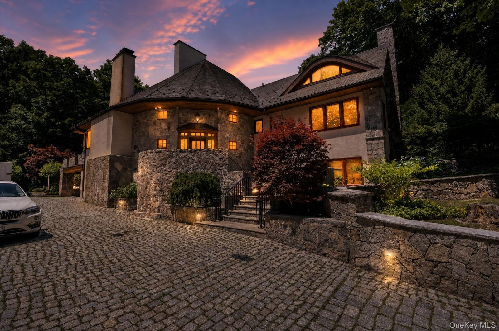 Property Photo:  23 Inningwood Road  NY 10562 