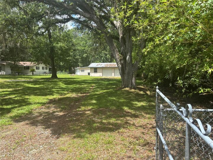 Property Photo: 7546 Sonia Drive FL 32244