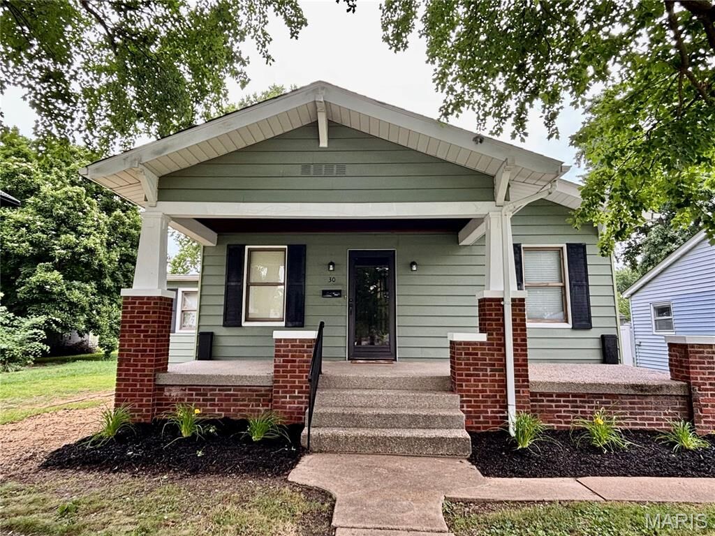 Property Photo:  30 N Indiana Avenue  IL 62221 