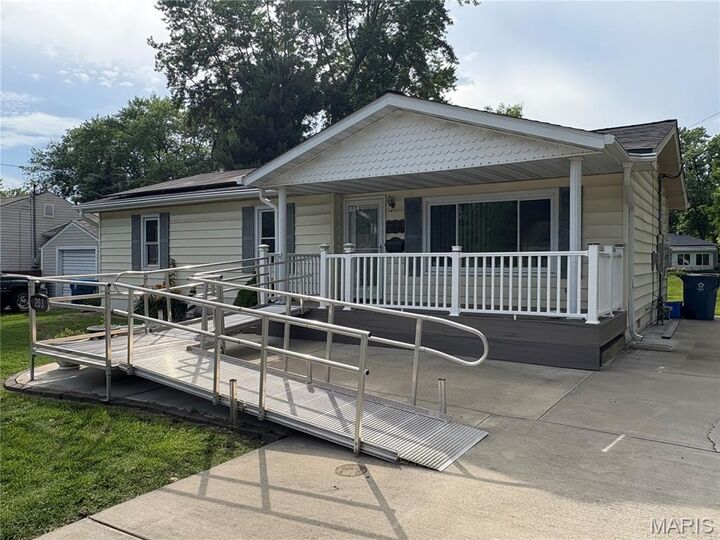 Property Photo:  203 Greenfield Drive  IL 62234 