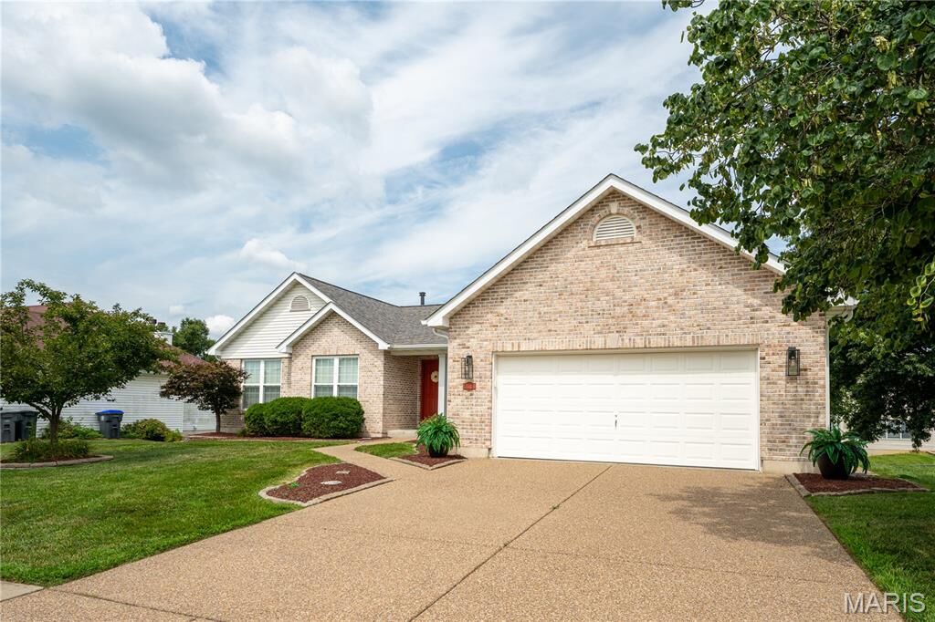 Property Photo:  2327 Hidden Deer Drive  MO 63368 