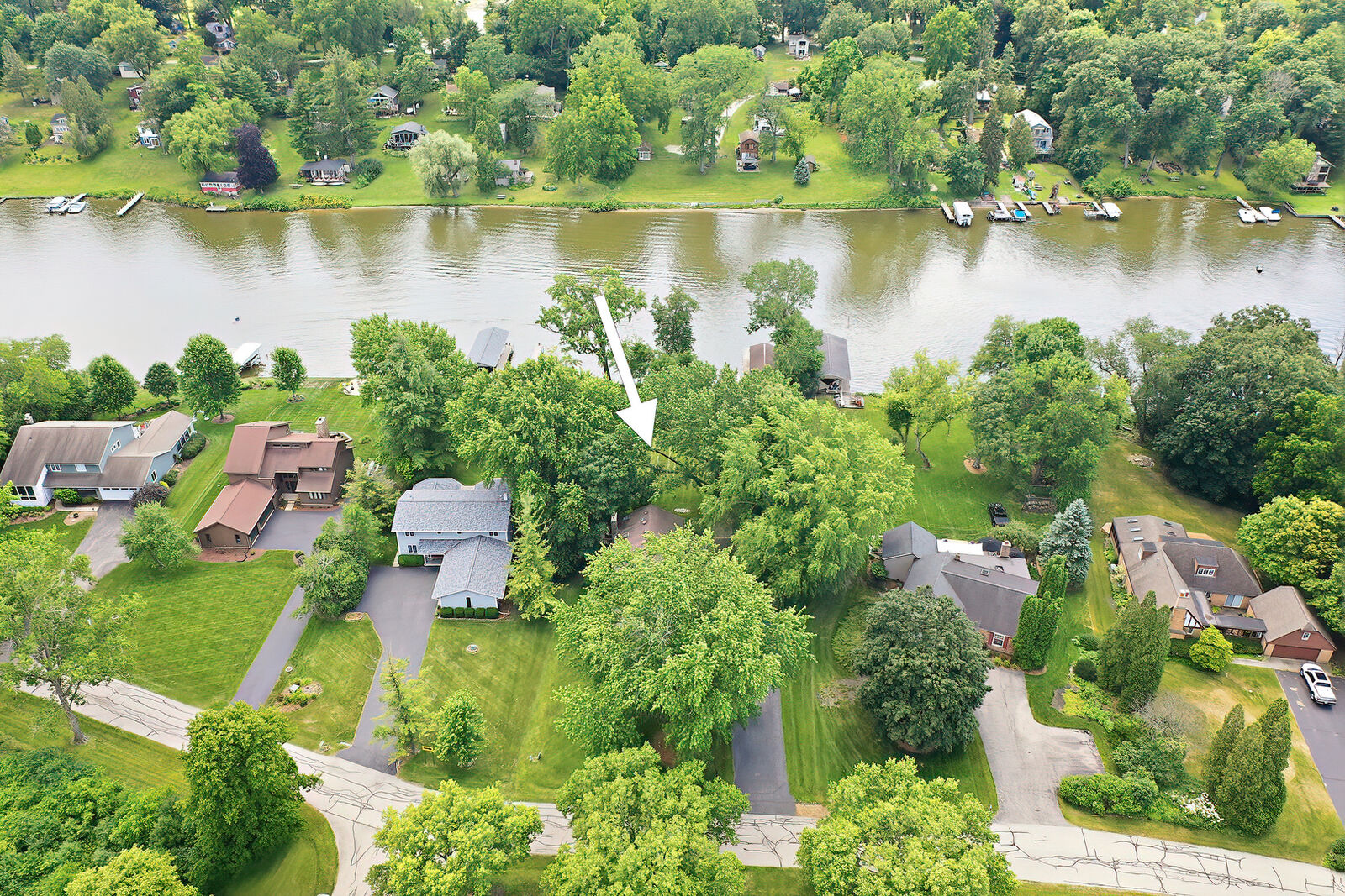 Property Photo: 213 River Drive IL 60013