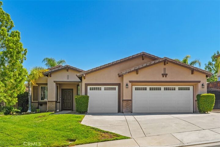 Property Photo: 15538 Starview CA 92530