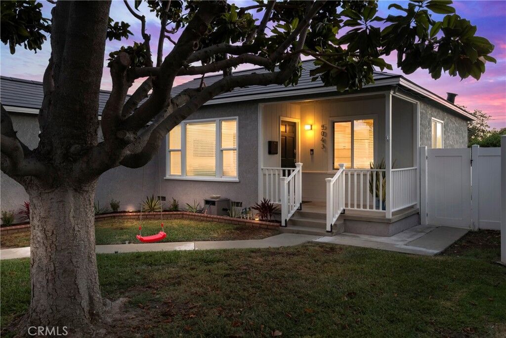 Property Photo: 5043 Verdura CA 90712