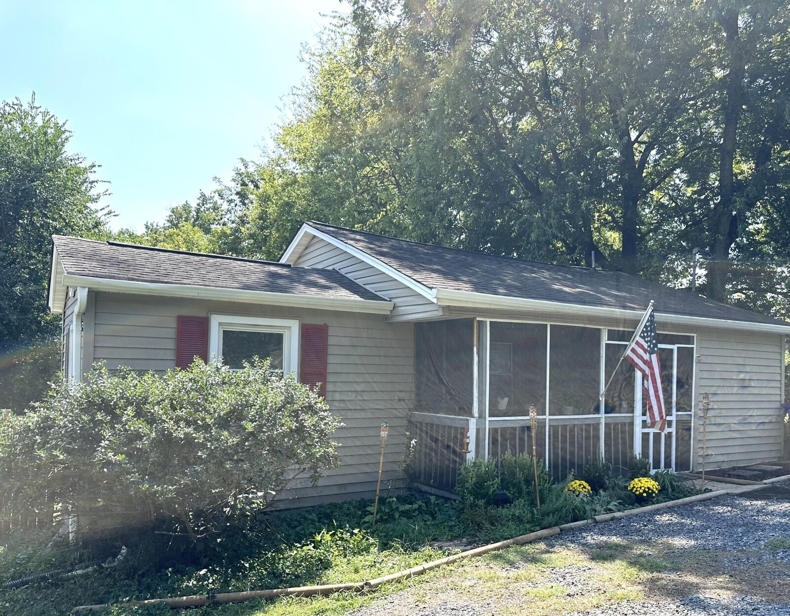 Property Photo:  1310 Benton Pike NE  TN 37311 