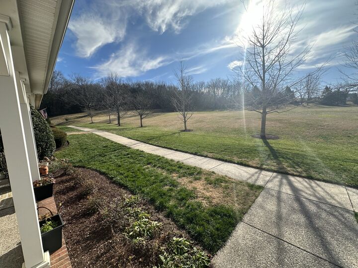 Property Photo:  1241 Park Run Dr  TN 37067 