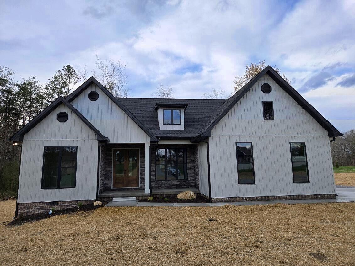 Property Photo:  256 County Road 134  TN 37303 