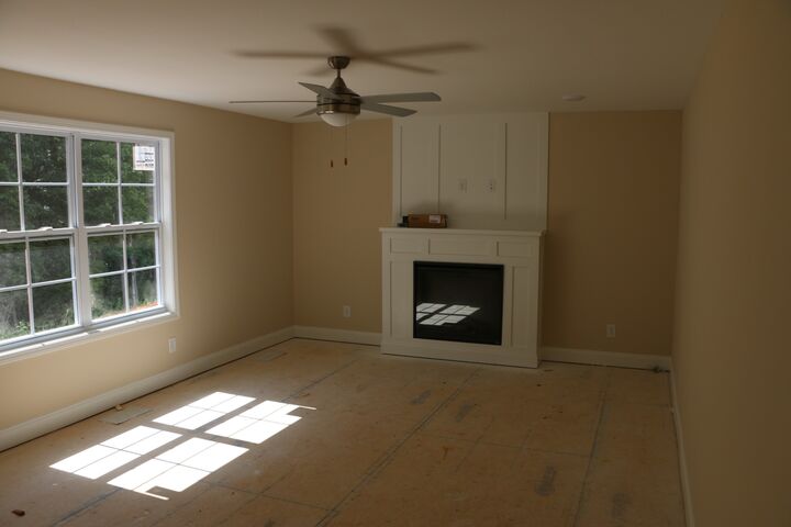 Property Photo:  594 Willow Park Dr  TN 37043 