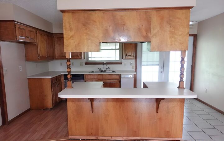 Property Photo:  206 Dale Street  TX 75941 