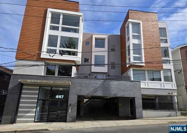 Property Photo:  447 Fairview Avenue 304  NJ 07022 
