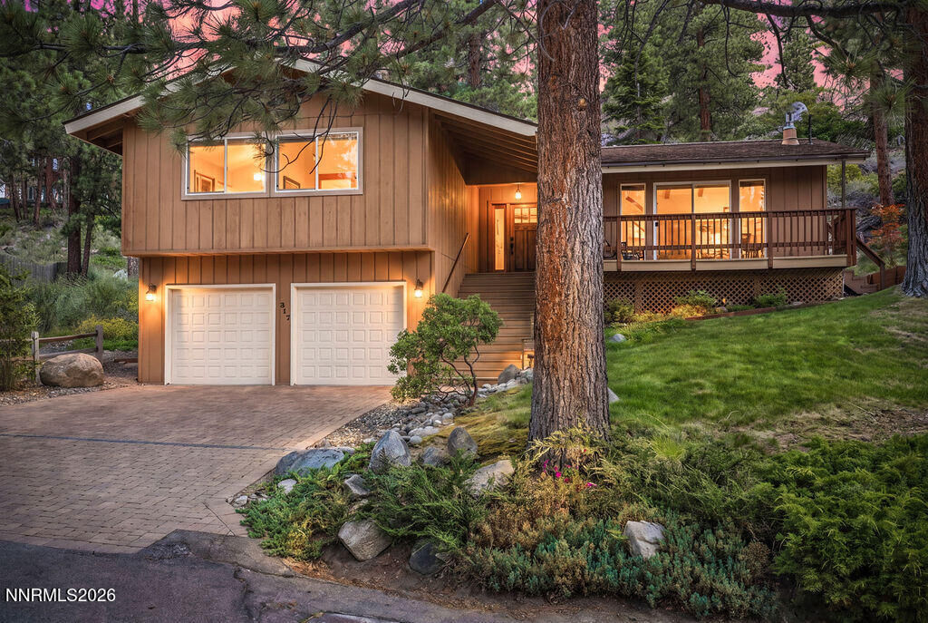 Property Photo: 317 Paiute Drive NV 89448
