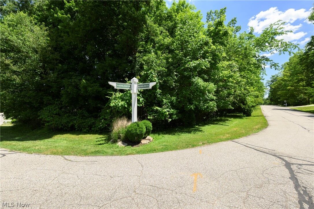 Property Photo:  4643 Barnsleigh Drive 46  OH 44333 