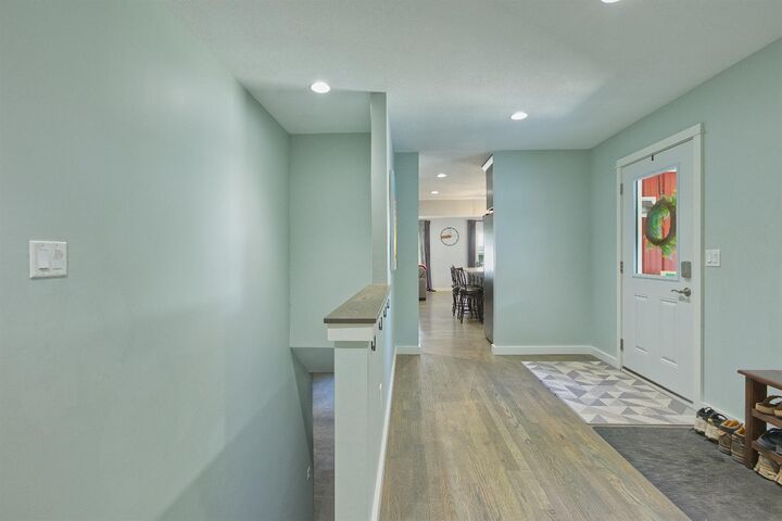 Property Photo: 704 11th Avenue MN 55349