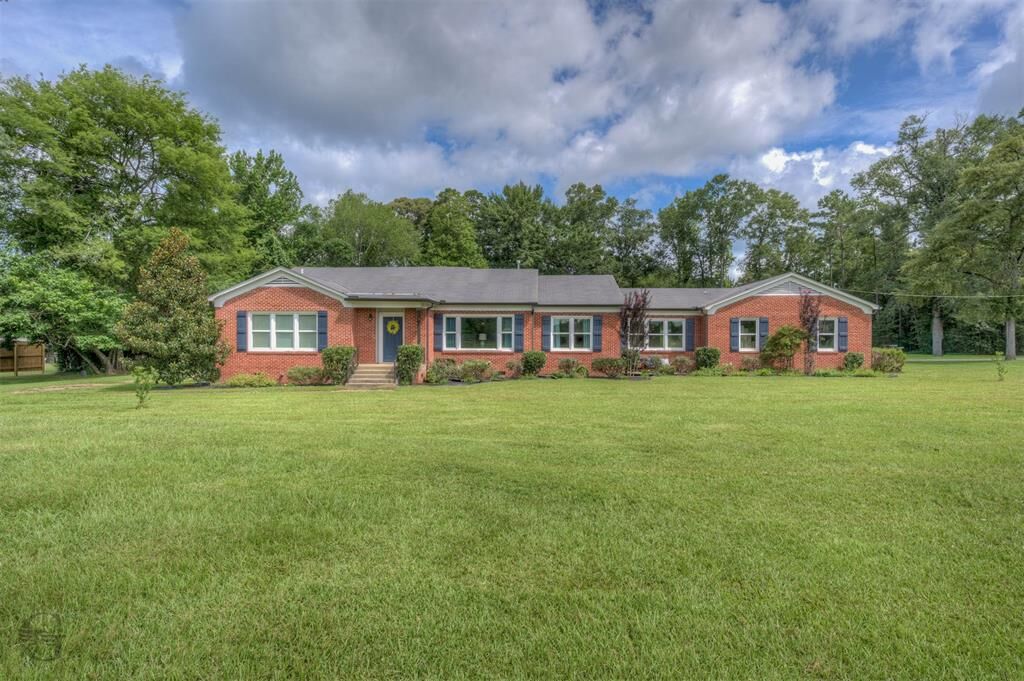 Property Photo:  3065 Highway 155  LA 71019 