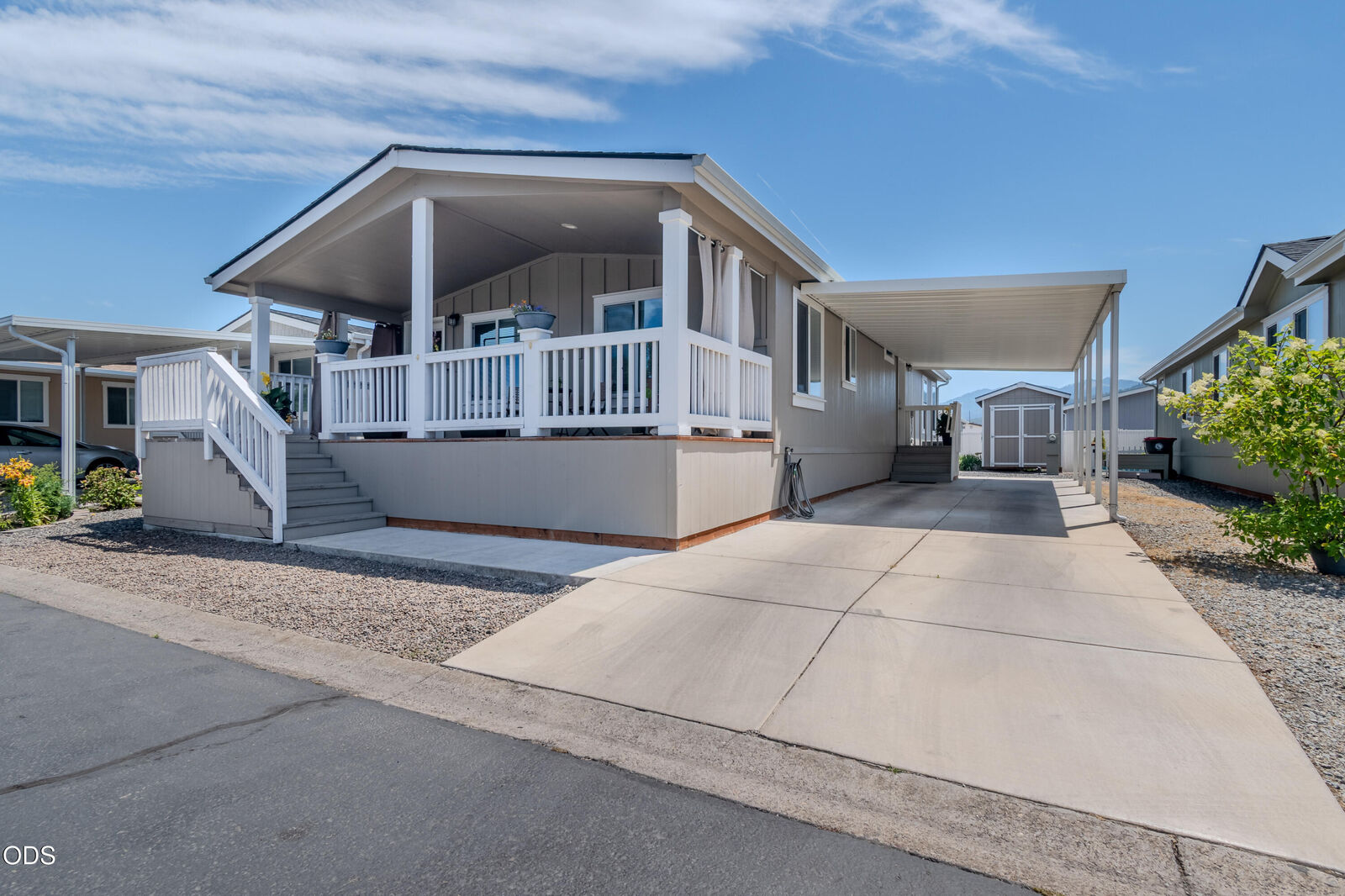 Property Photo:  3555 S Pacific Highway Spc 205  OR 97501 