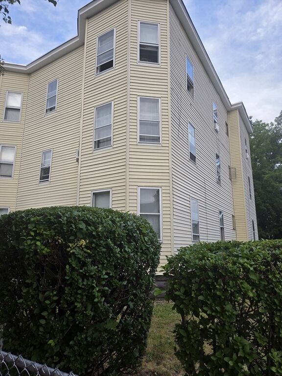 Property Photo:  109 Grover St  MA 01104 
