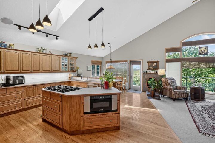 Property Photo: 166 Scenic Ridge Crescent NW AB T3L 1V7