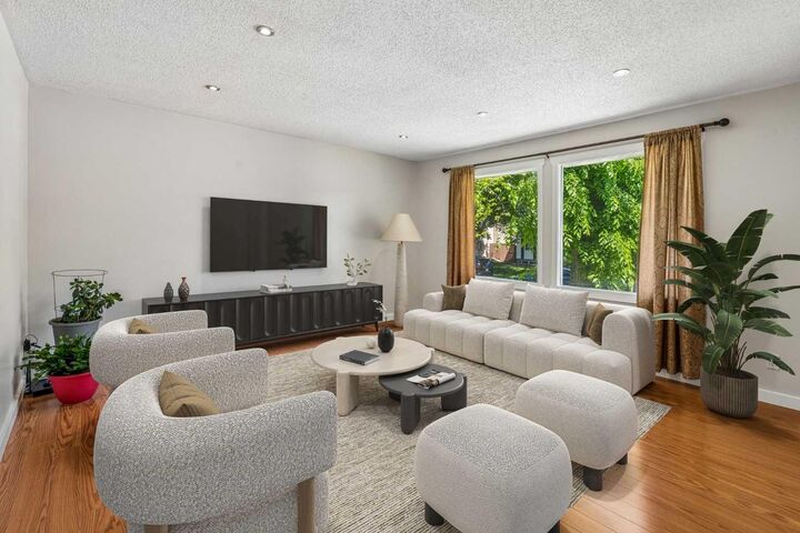 Property Photo:  2411 51 Street NE  AB T1Y 1C2 