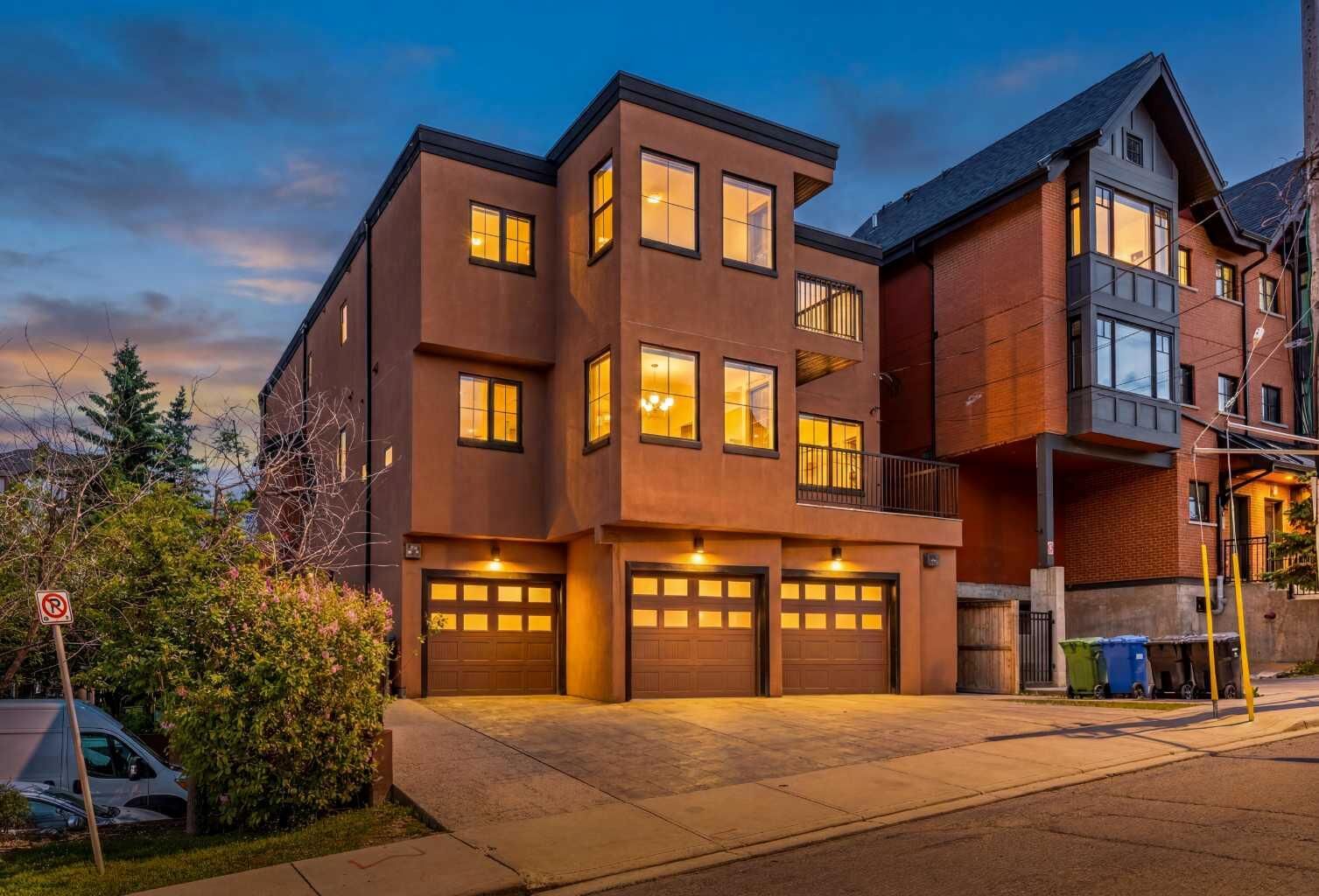 Property Photo:  1814 14A Street SW  AB T2T 3W7 