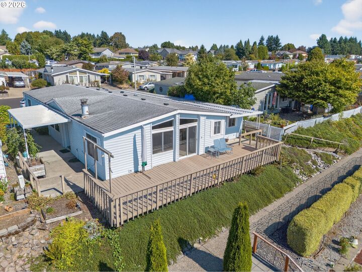 Property Photo:  17401 SE 39th St  WA 98683 