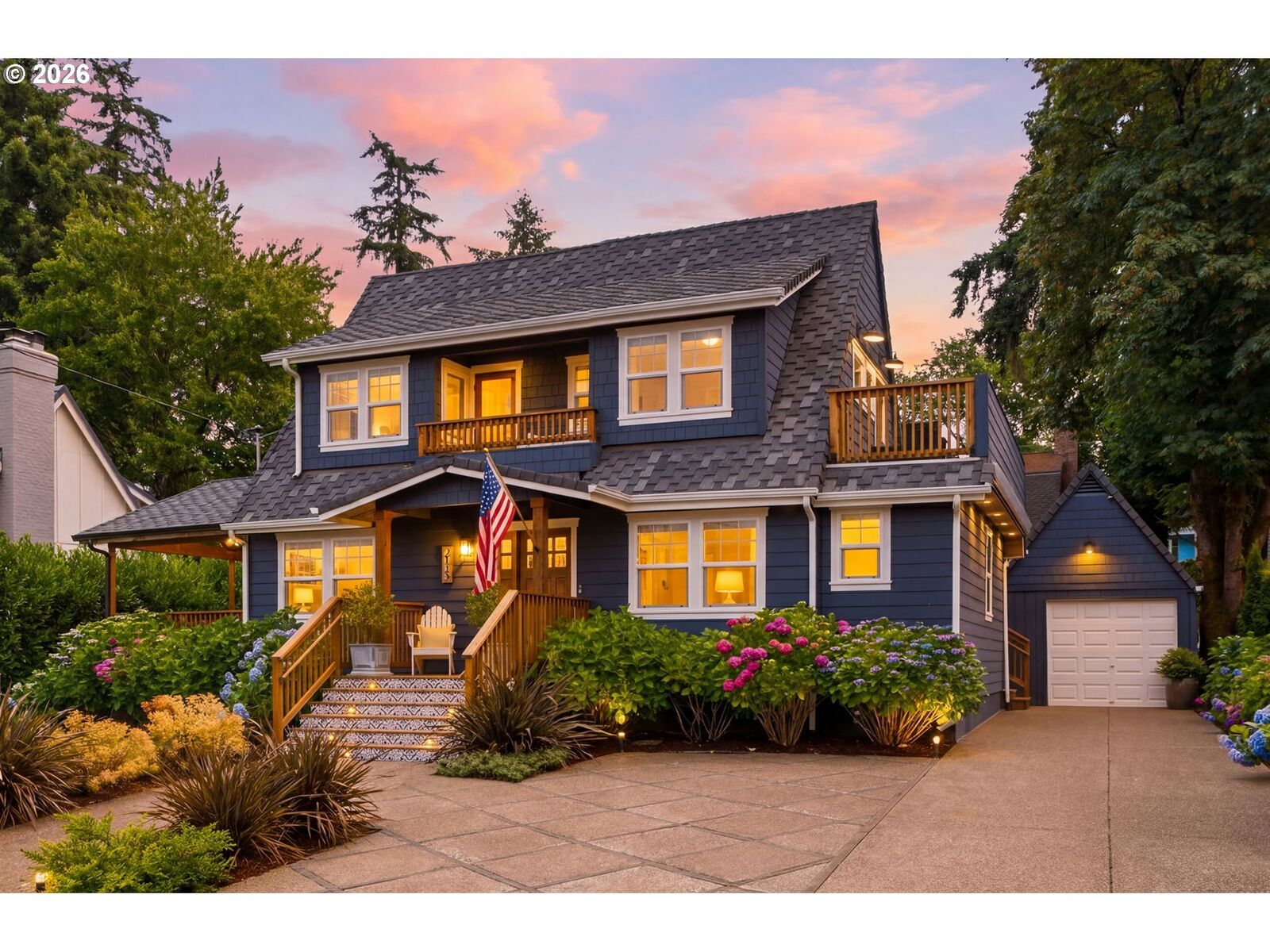 Property Photo:  214 Northshore Rd  OR 97034 