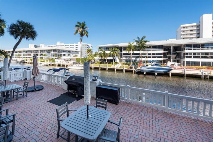 Property Photo:  3101 NE 47th Court 504  FL 33308 